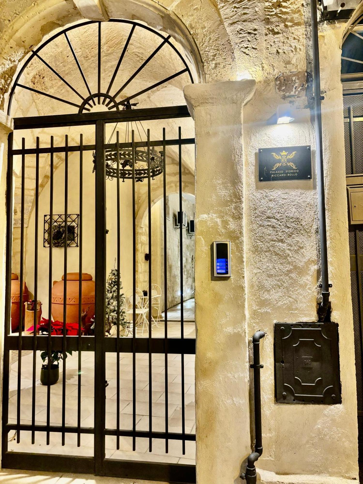 Palazzo Storico Riccardi Rollo Apartman San Cesario di Lecce Kültér fotó